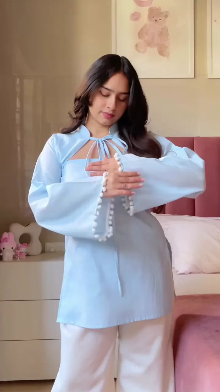 Elegant 2-In-1 Jacket Kurti Set for Women — image 2